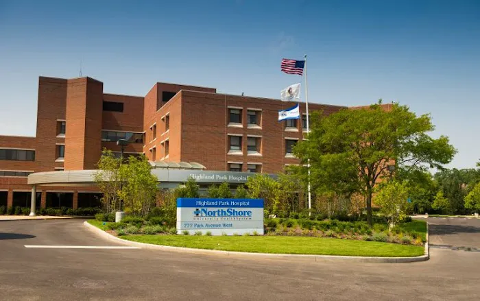 Endeavor Health Highland Park Hospital 0
