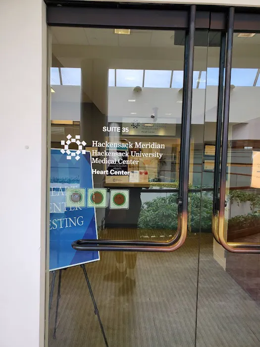 The Heart Center at Glenpointe 2