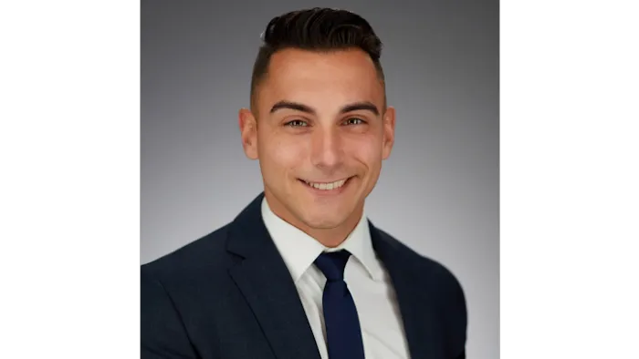 Brent Medeiros 0