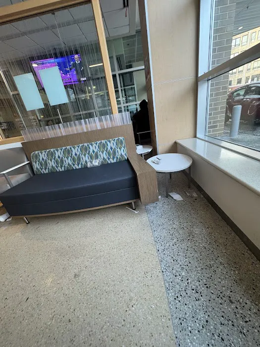 Endeavor Health Swedish Hospital 4