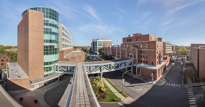 Endeavor Health Swedish Hospital 5