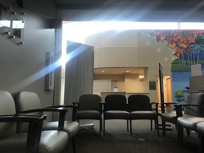 M Health Fairview Lakes Medical Center 3
