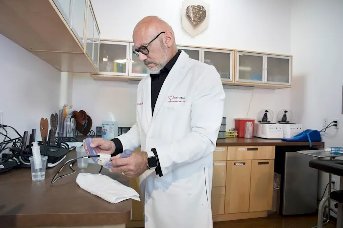 Optimal Heart Center & Body Lab 4