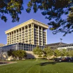 Mercy Hospital & Medical Center 0