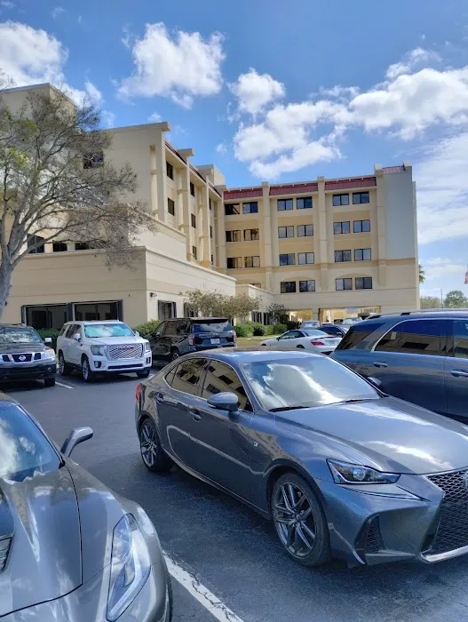 HCA Florida St. Lucie Hospital 4