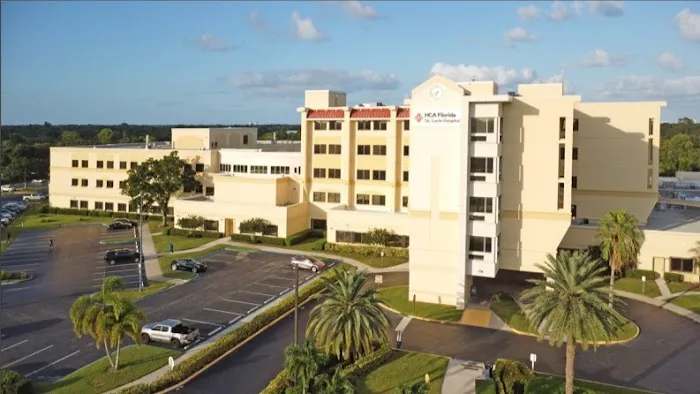 HCA Florida St. Lucie Hospital 0