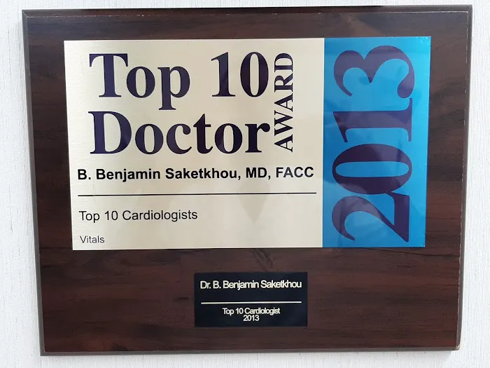 B. Benjamin Saketkhou 0