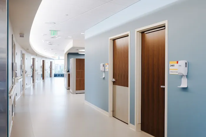 M Health Fairview Heart Clinic - Edina 0