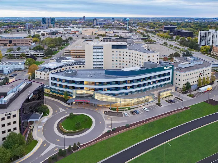 M Health Fairview Heart Clinic - Edina 7