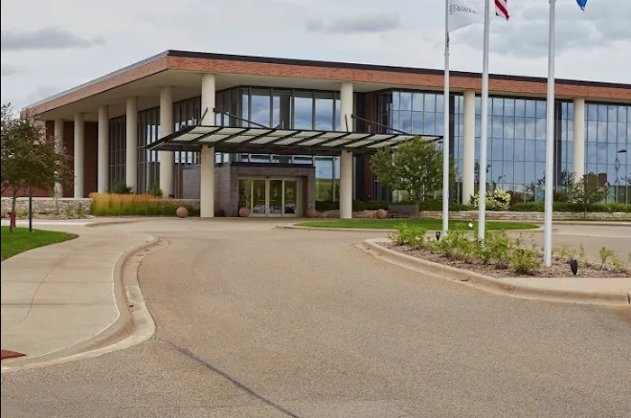 M Health Fairview Heart Clinic - Maple Grove 2
