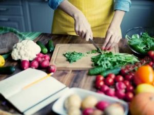 Healthy Eating Strategies After a Heart Attack to Support Recovery