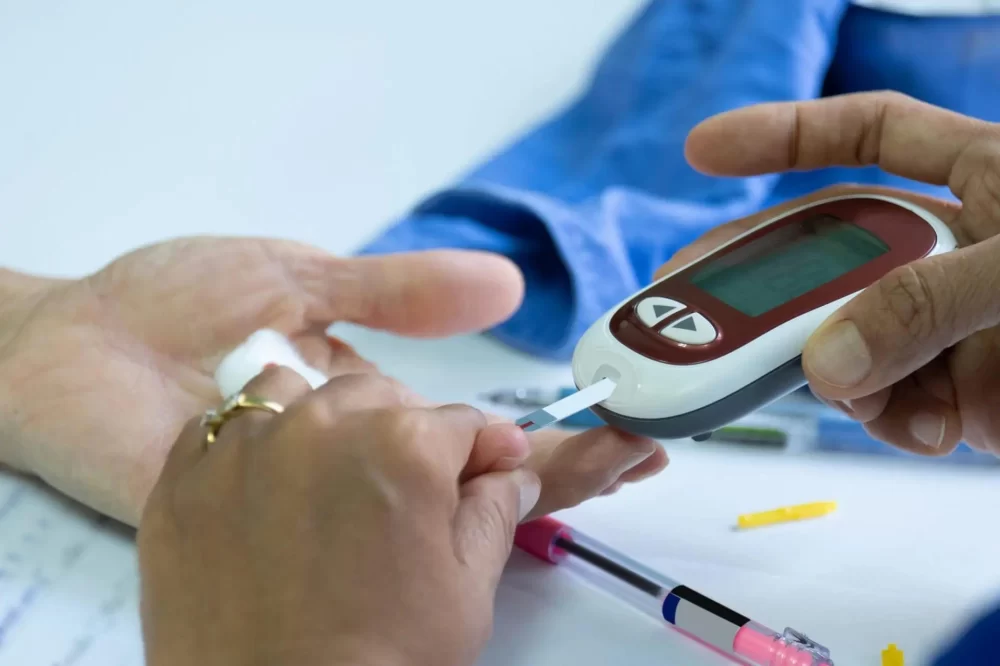 Heart Disease and Glucose Monitors: Managing Cardiovascular Risk with Blood Sugar Tracking