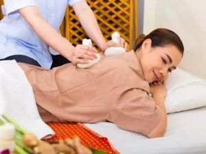 The Benefits of Massage for Stress Reduction and Circulation