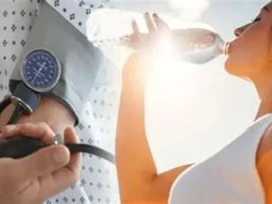 The Role of Hydration in Maintaining Blood Pressure