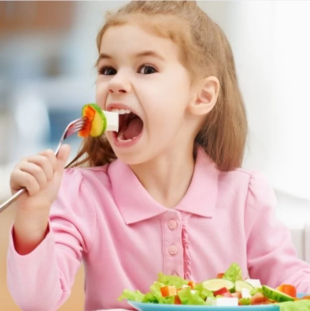 Teaching Children About Heart-Healthy Eating: Simple Tips Every Parent Can Use