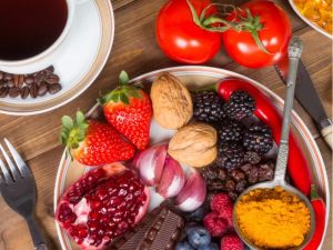Antioxidants and Heart Health: Protecting Your Cells from Damage Naturally