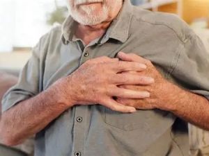 How to Recognize the Signs of Heart Stress in Daily Life