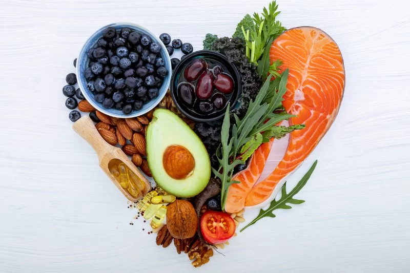 A Comprehensive Guide to Heart-Healthy Fats You Should Eat