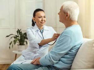 How to Recognize the Warning Signs of Heart Disease in Seniors