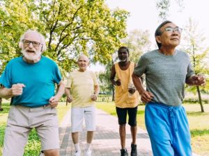 How to Stay Heart-Healthy in Your Golden Years: Essential Tips for Seniors