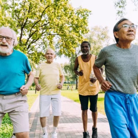 How to Stay Heart-Healthy in Your Golden Years: Essential Tips for Seniors