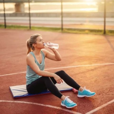 The Importance of Hydration for Heart Function: Tips for a Healthy Heart